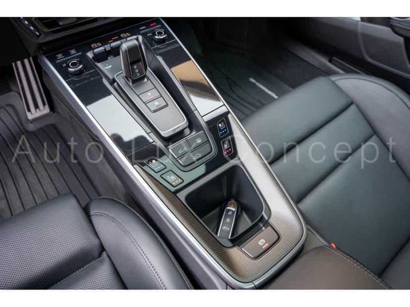 Gallery image 15