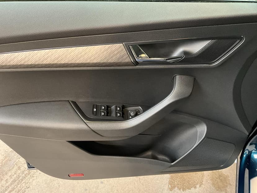 Gallery image 14