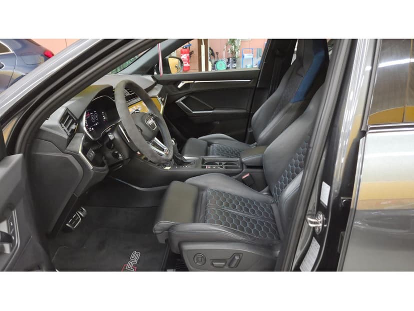 Gallery image 13