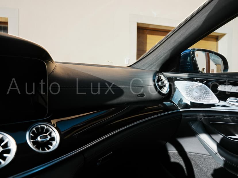 Gallery image 9
