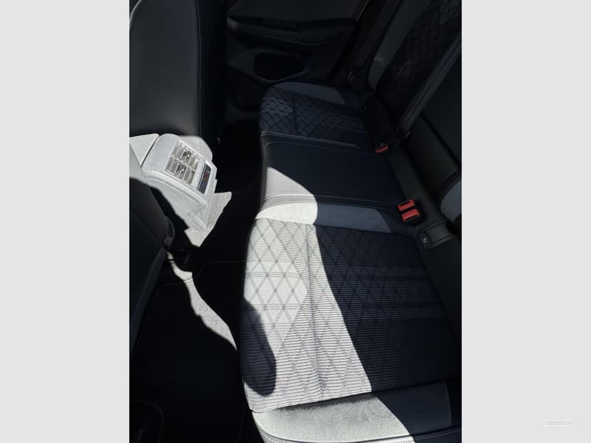 Gallery image 14