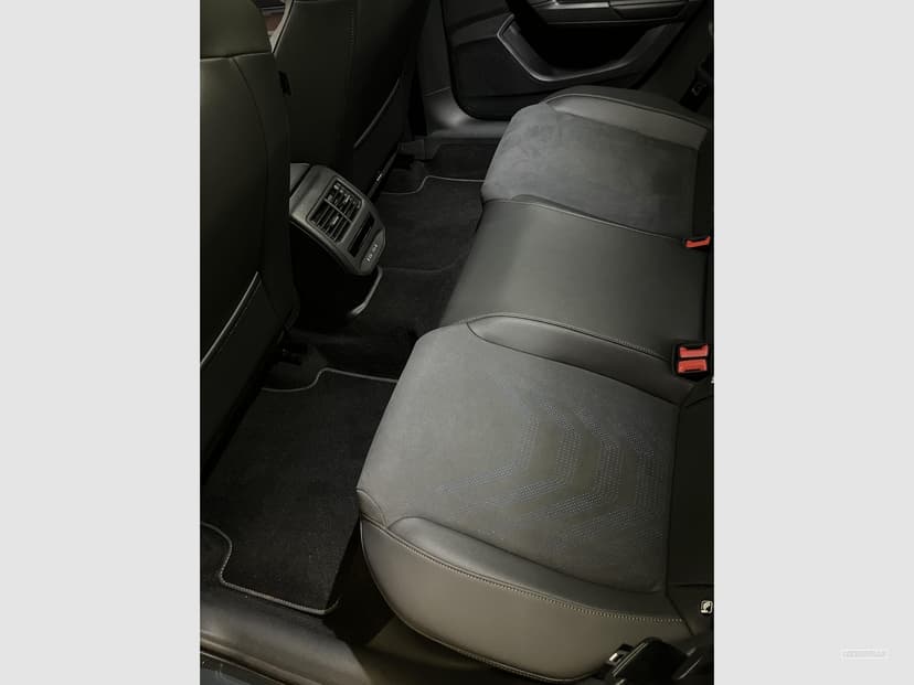 Gallery image 7