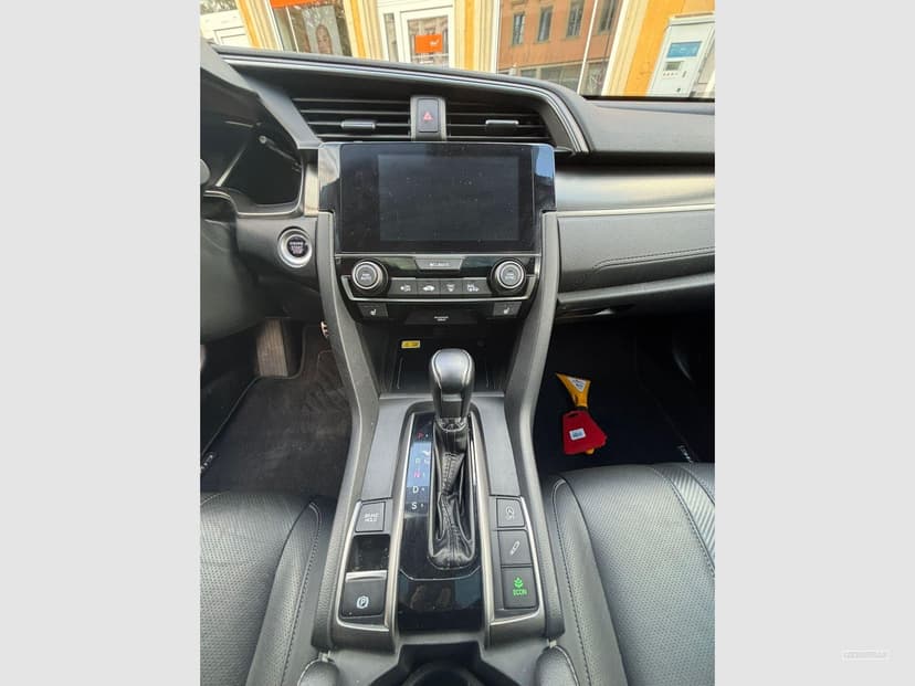 Gallery image 10