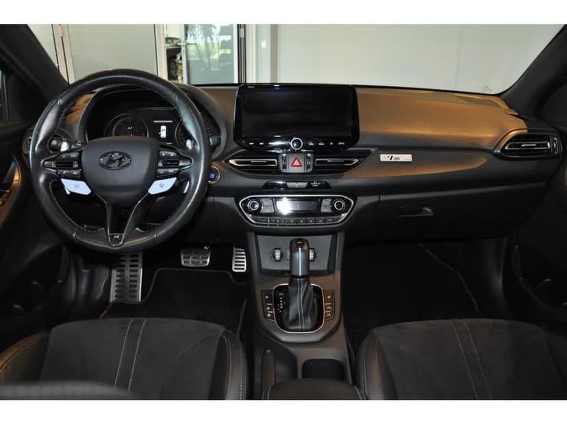 Gallery image 12