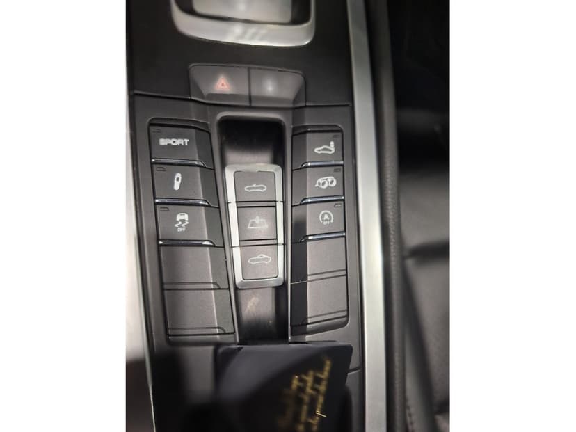 Gallery image 10