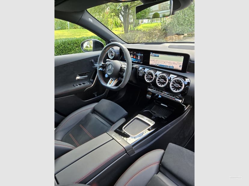 Gallery image 10