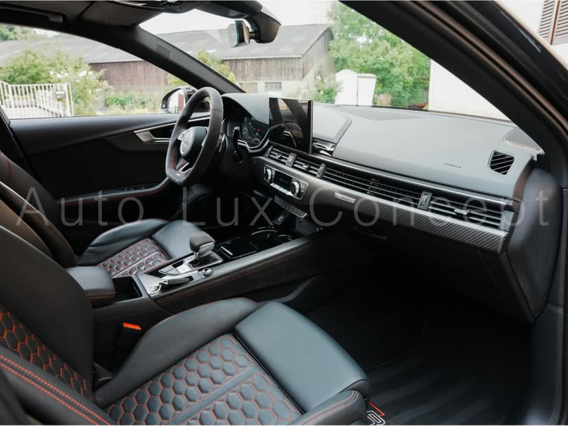 Gallery image 11