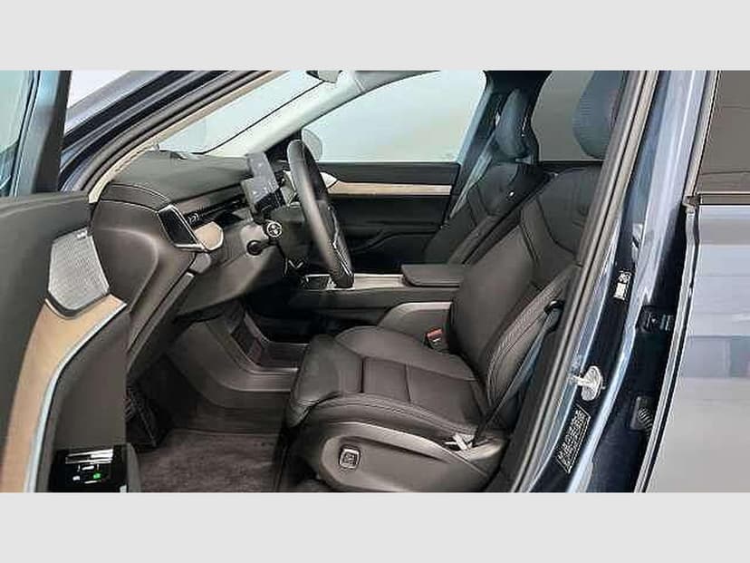 Gallery image 10