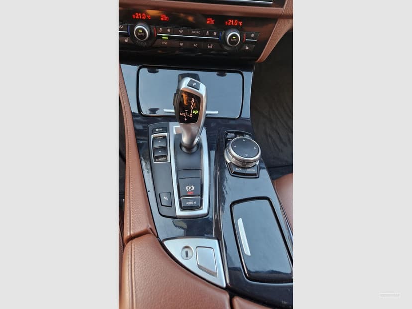 Gallery image 13