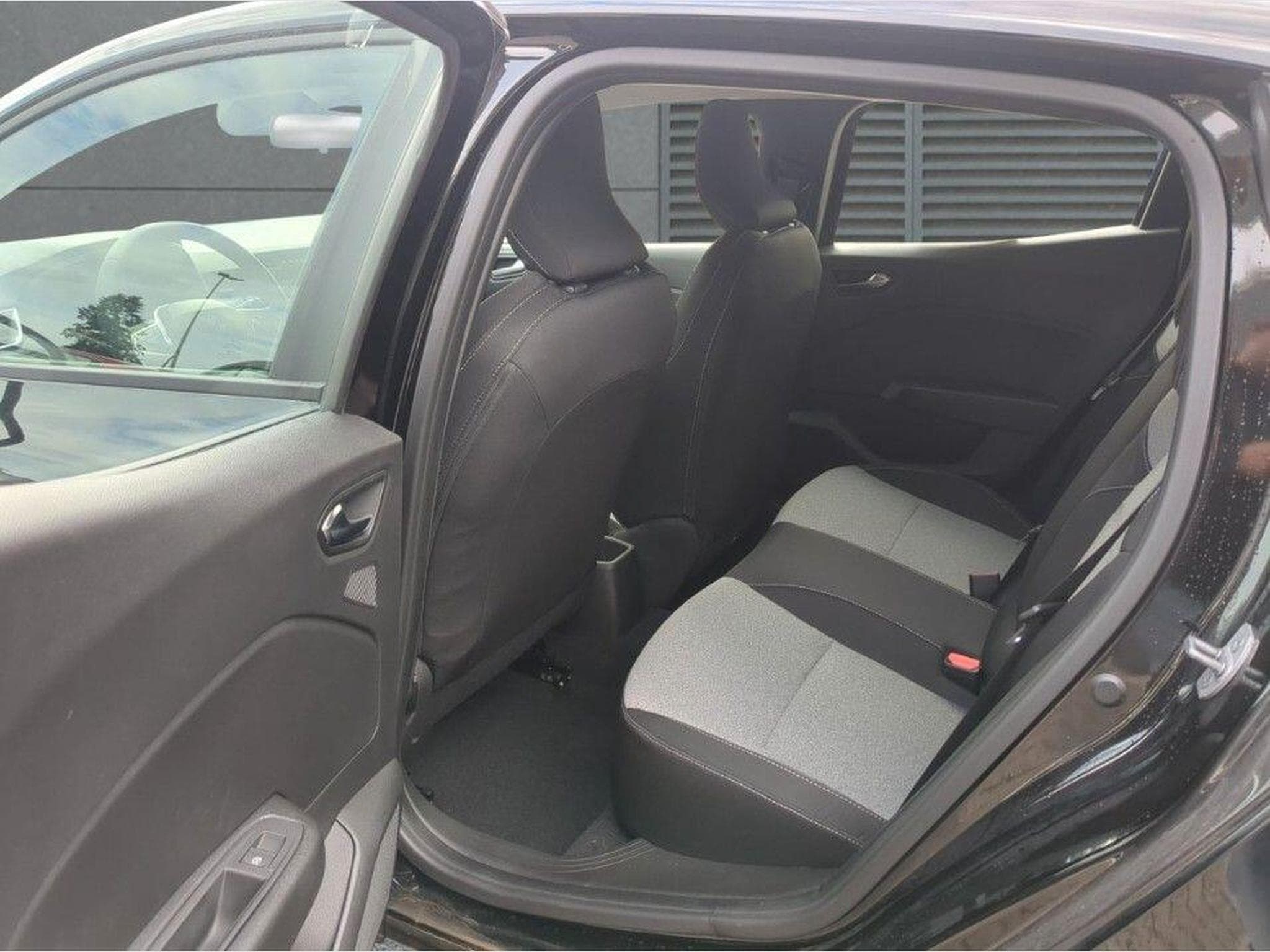 Gallery image 4