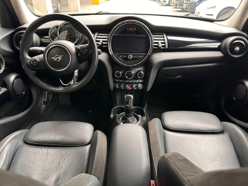 Gallery image 14