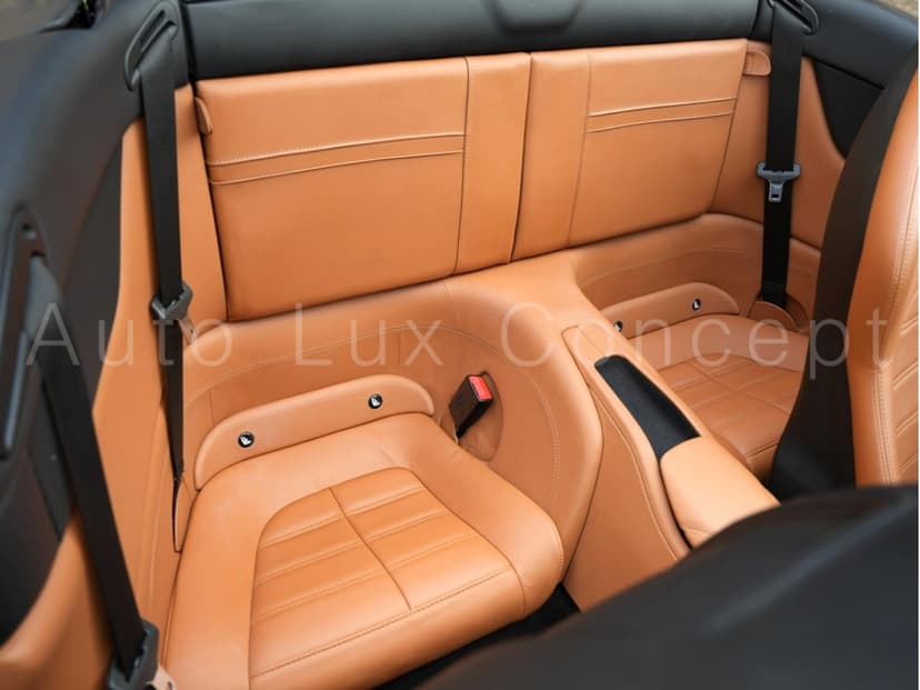 Gallery image 10