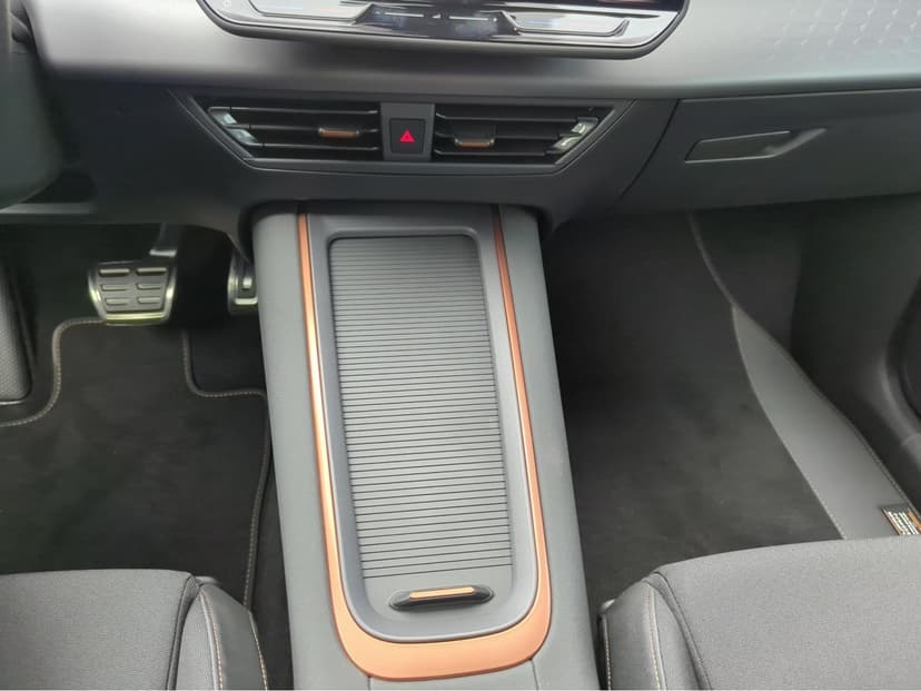 Gallery image 12