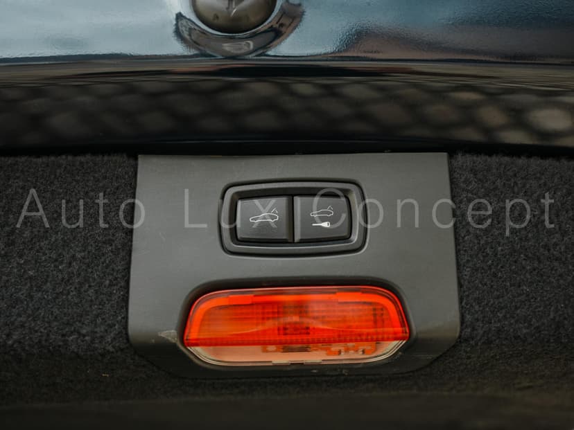 Gallery image 15