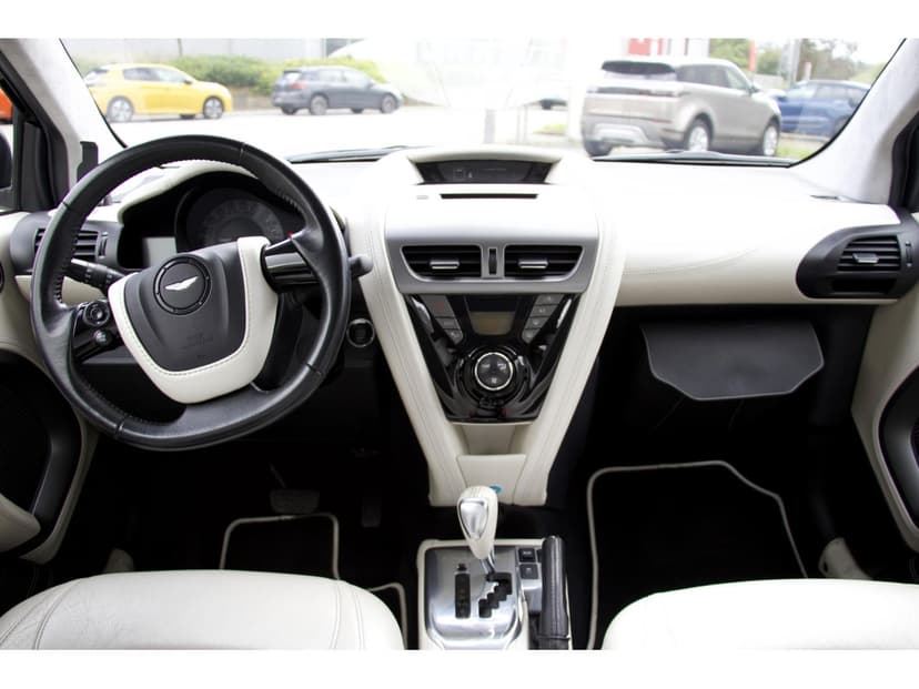 Gallery image 10