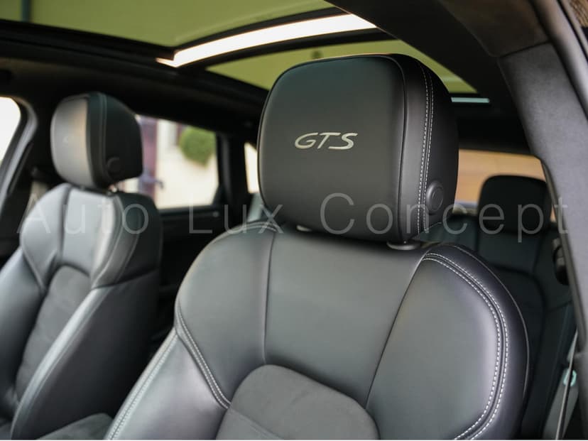 Gallery image 7