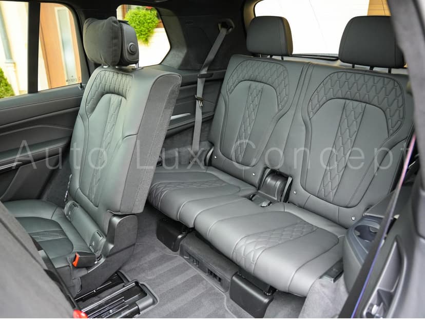 Gallery image 10
