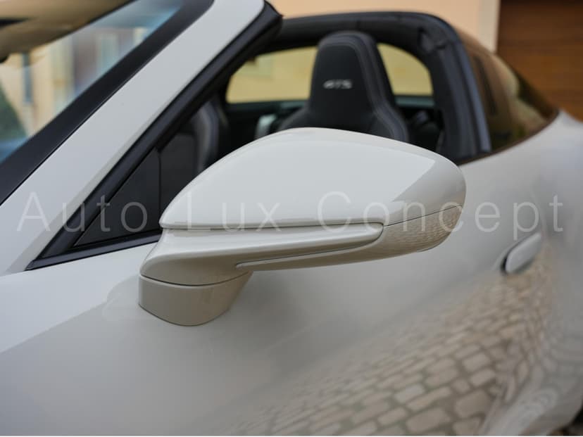 Gallery image 11