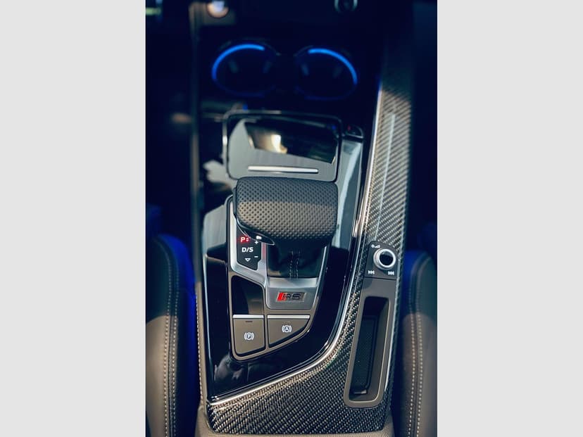 Gallery image 9