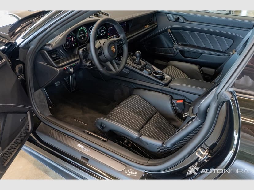 Gallery image 12