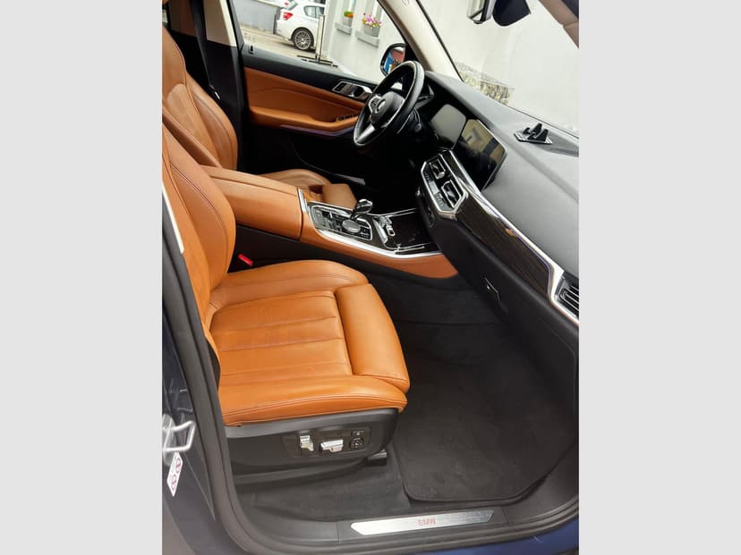 Gallery image 13