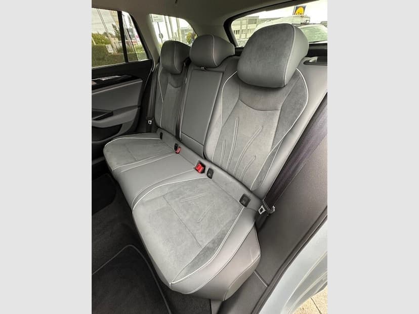 Gallery image 13