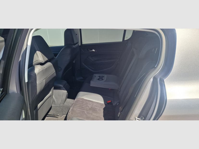 Gallery image 12