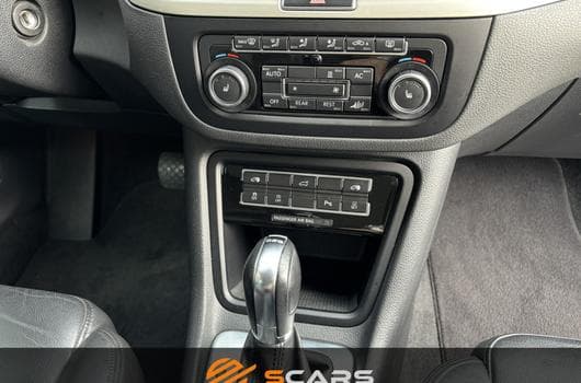 Gallery image 13